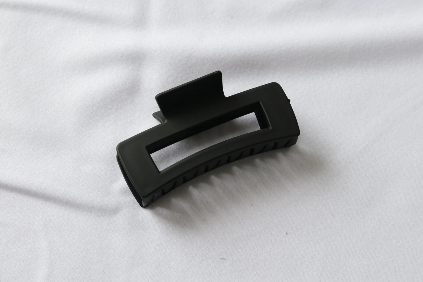 SilkCurl™ Heatless Hair Rollers Set – Gentle Curling with Clips, Scrunchy & Ribbon