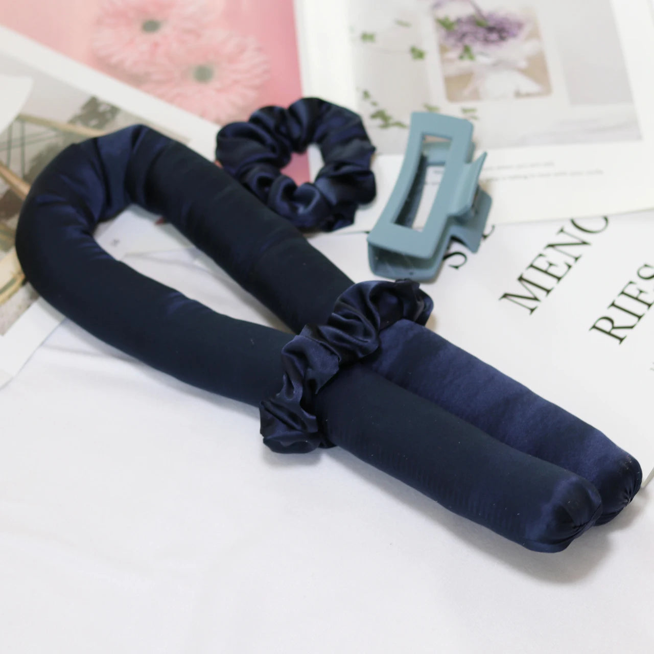 SilkCurl™ Heatless Hair Rollers Set – Gentle Curling with Clips, Scrunchy & Ribbon