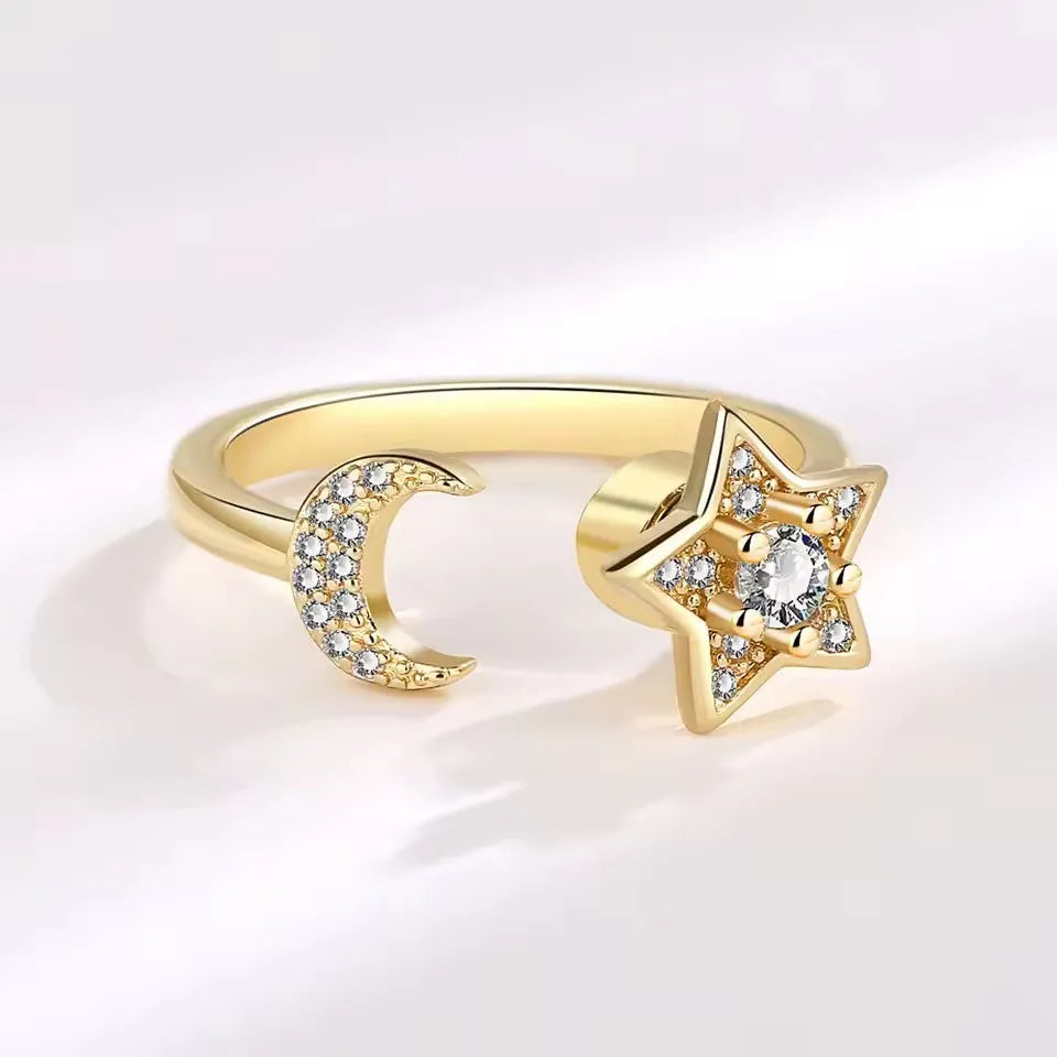 Cosmic Glow - Stylish Spinner Fidget Ring – Focus in Style - Gold Edition