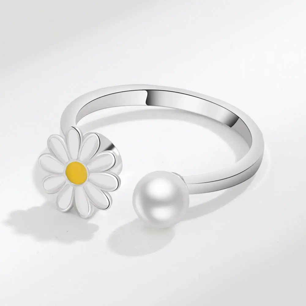 Eternal Daisy - Simple & Elegant Spinner Ring for ADHD - White & Silver Edition