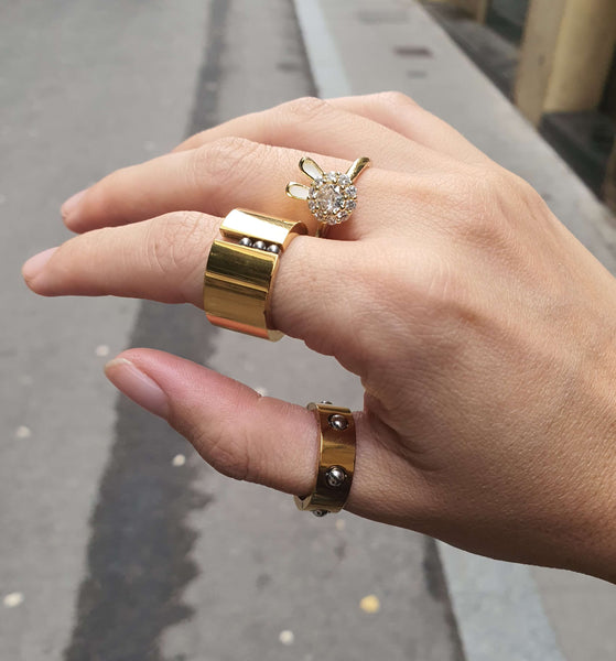 What a fidget ring says about the woman who wears it