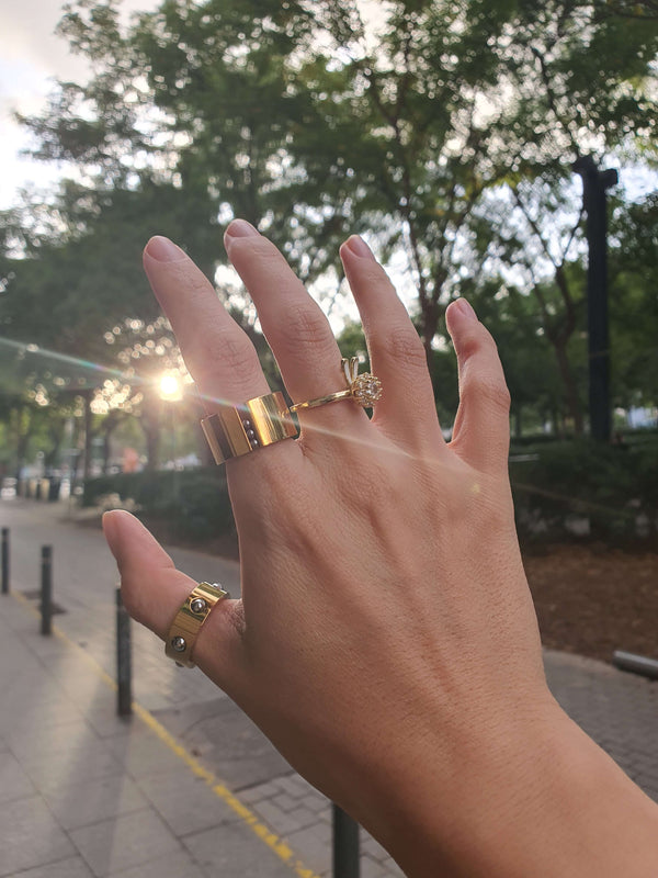 Why the World Needs Fidget Rings More Than Ever