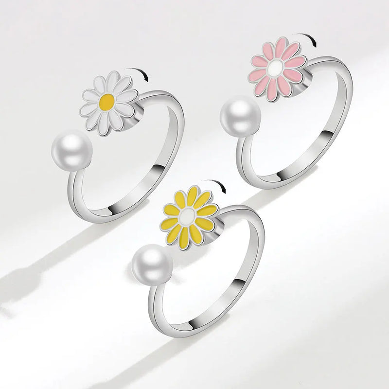 Eternal Daisy - Timeless ADHD Ring in Elegant Silver Design - Silver and Yellow Edition - extra image