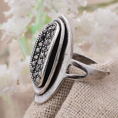 Sacred Sensuality – Textured Rub Fidget Ring (Silver)